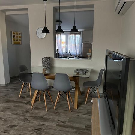 Private Modern Apartment Неа-Рода Экстерьер фото